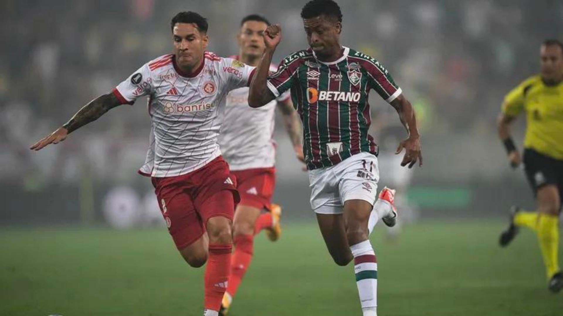 Fluminense e Internacional empatam em jogo eletrizante pela ida da